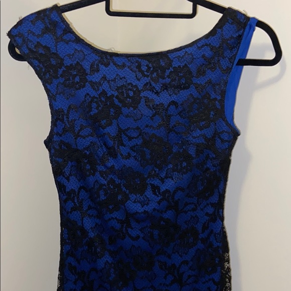 Suzy Shier blue laced dress - Picture 2 of 5